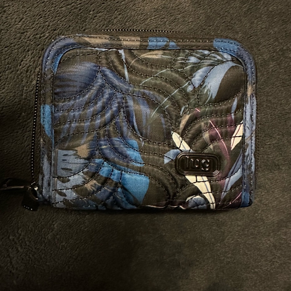 Lug Splits Compact Quilted Wallet - Blue and Black Floral